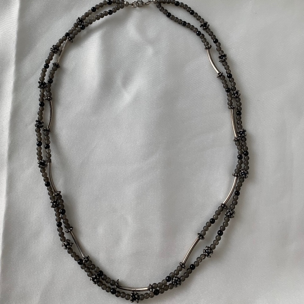 Gray colour beaded necklace